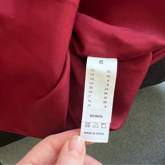 Lilysilk Burgundy Mini Dress - Picture 5 of 6